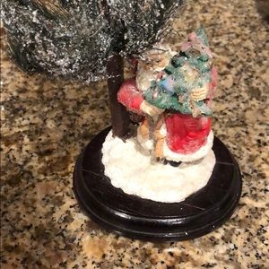 Santa With Tree Figurine🎅🏼🎄